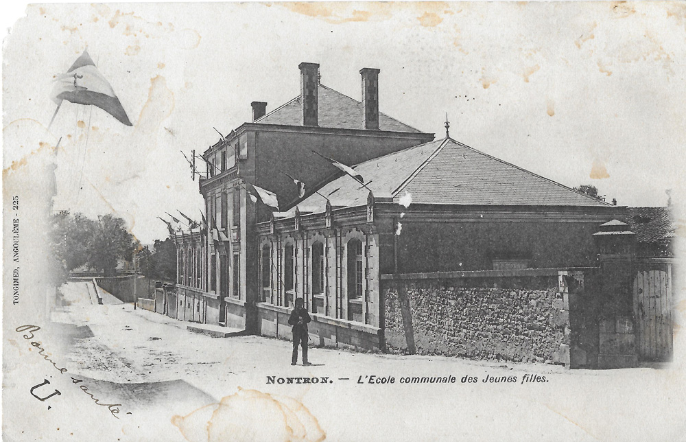 Lécole communale des jeunes filles 1906